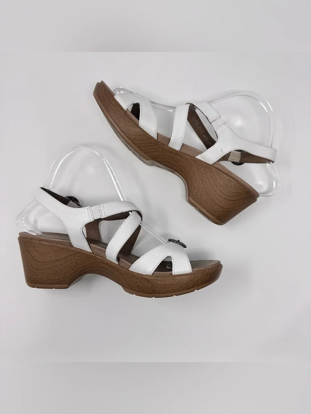 Dansko Julie White Leather Wedge Sandals with Buckle Accent Size EU 39 US 8.5-9